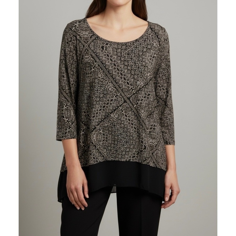 Roz & Ali Womens 1X Medallion Print Asymmetric Hem 3/4 Sleeve Tunic Blouse Black